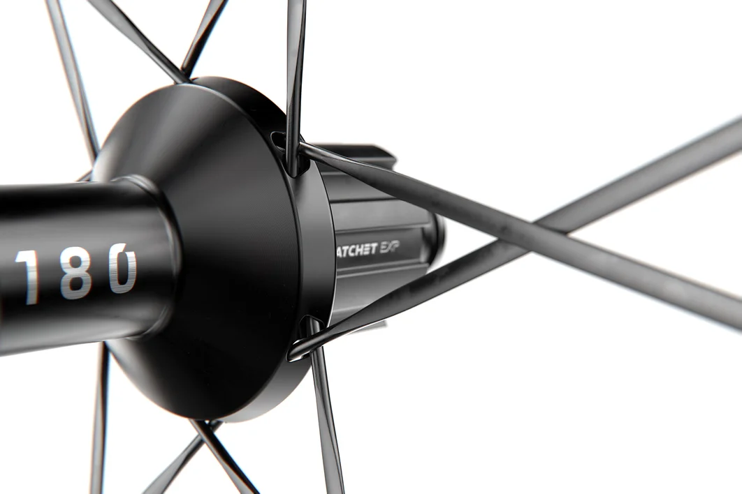 GRC 1100 700C (29″) PERFIL 50mm RUEDAS CARBONO GRAVEL DT SWISS NUEVO MODELO (Modelo 2025) - Imagen 4