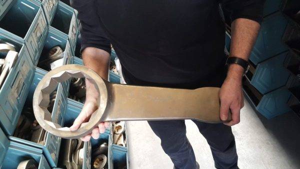 Tijera de Cobre Berilio Antichispa - Imagen 3